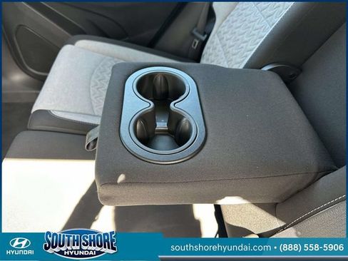 Used 2023 Chevrolet Equinox LS AWD/4WD image 13