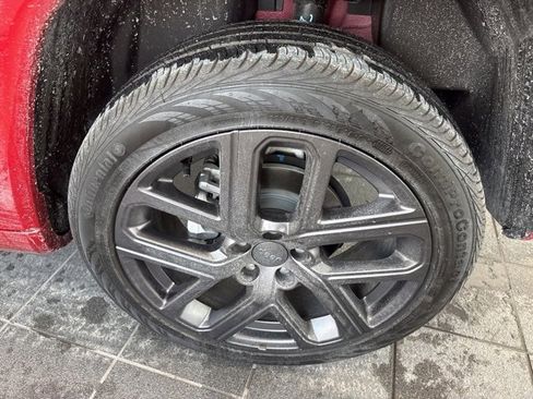 Used 2024 Jeep Compass Limited w/ High Altitude Package image 6