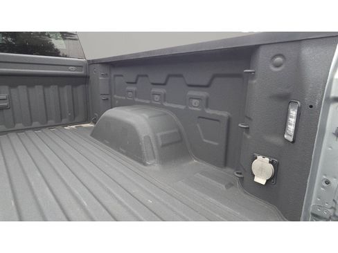 Used 2023 GMC Sierra 1500 SLE image 20