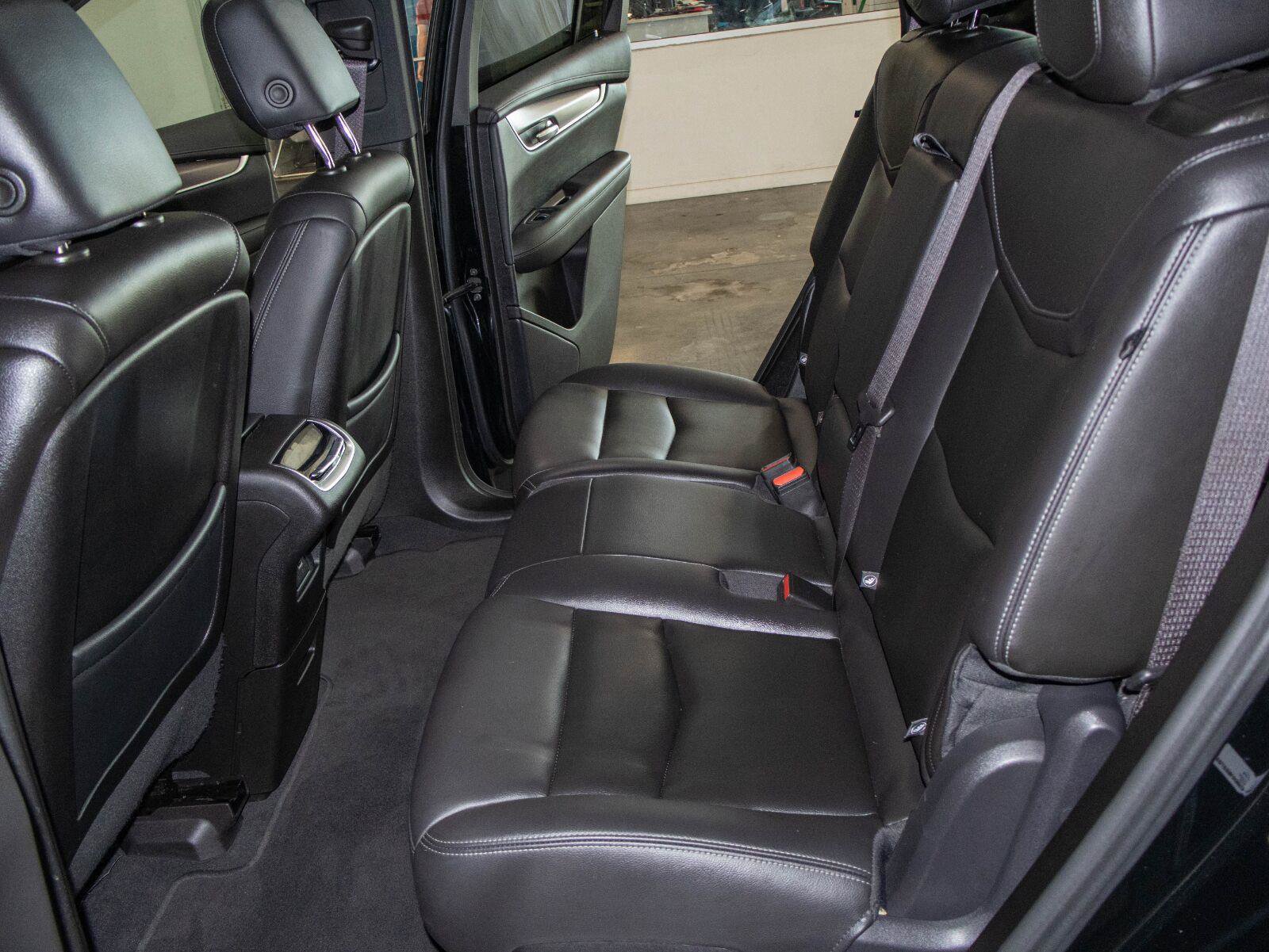 Used 2023 Cadillac XT6 Luxury FWD image 14