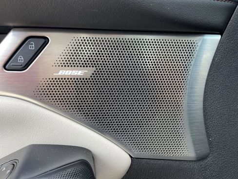 Used 2019 MAZDA MAZDA3 Sedan w/ Preferred Package image 18