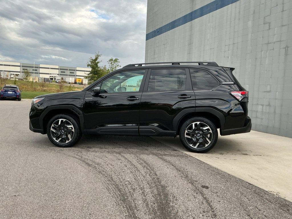 New 2026 Subaru Forester Touring AWD/4WD image 8