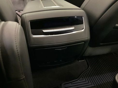 Certified 2023 Cadillac Escalade Premium Luxury w/ Performance Package image 20