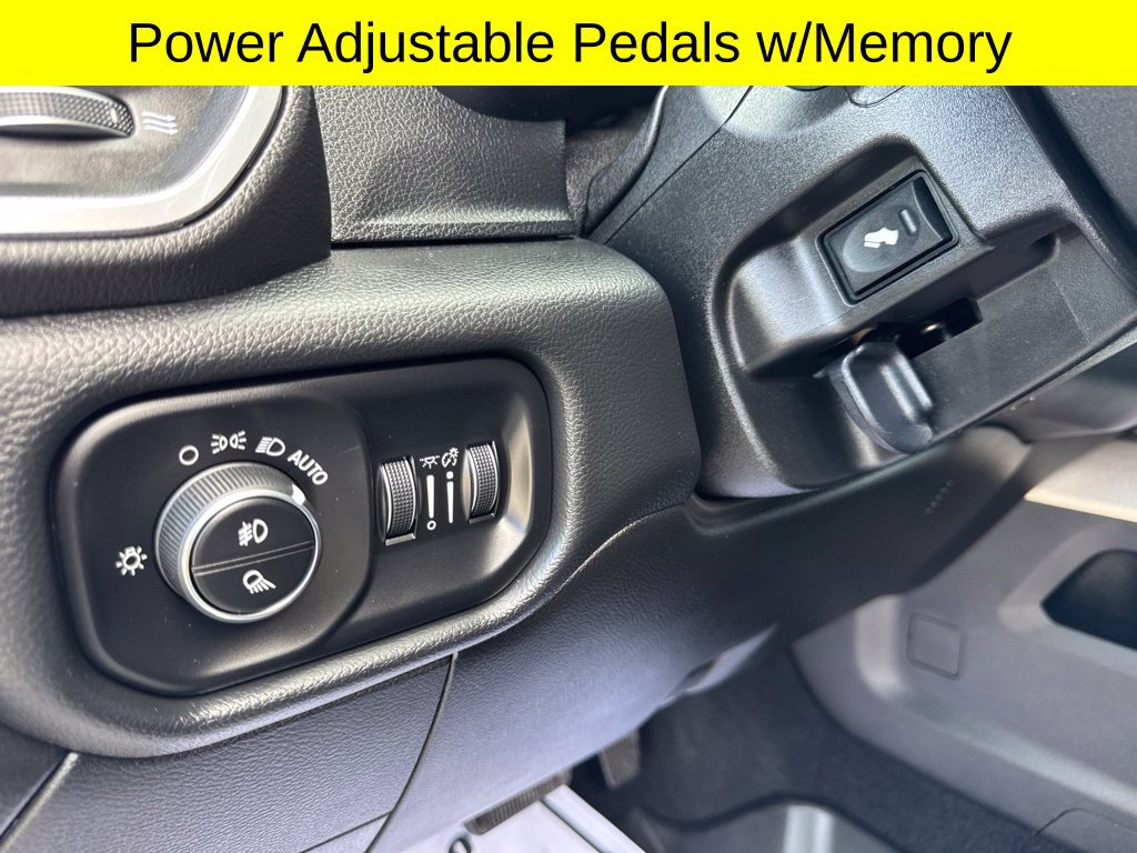 Used 2019 RAM 2500 Laramie AWD/4WD image 21