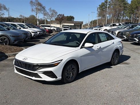 New 2026 Hyundai Elantra Blue image 3