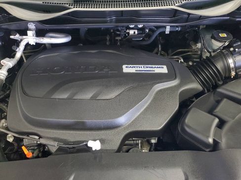 Used 2018 Honda Odyssey EX image 4