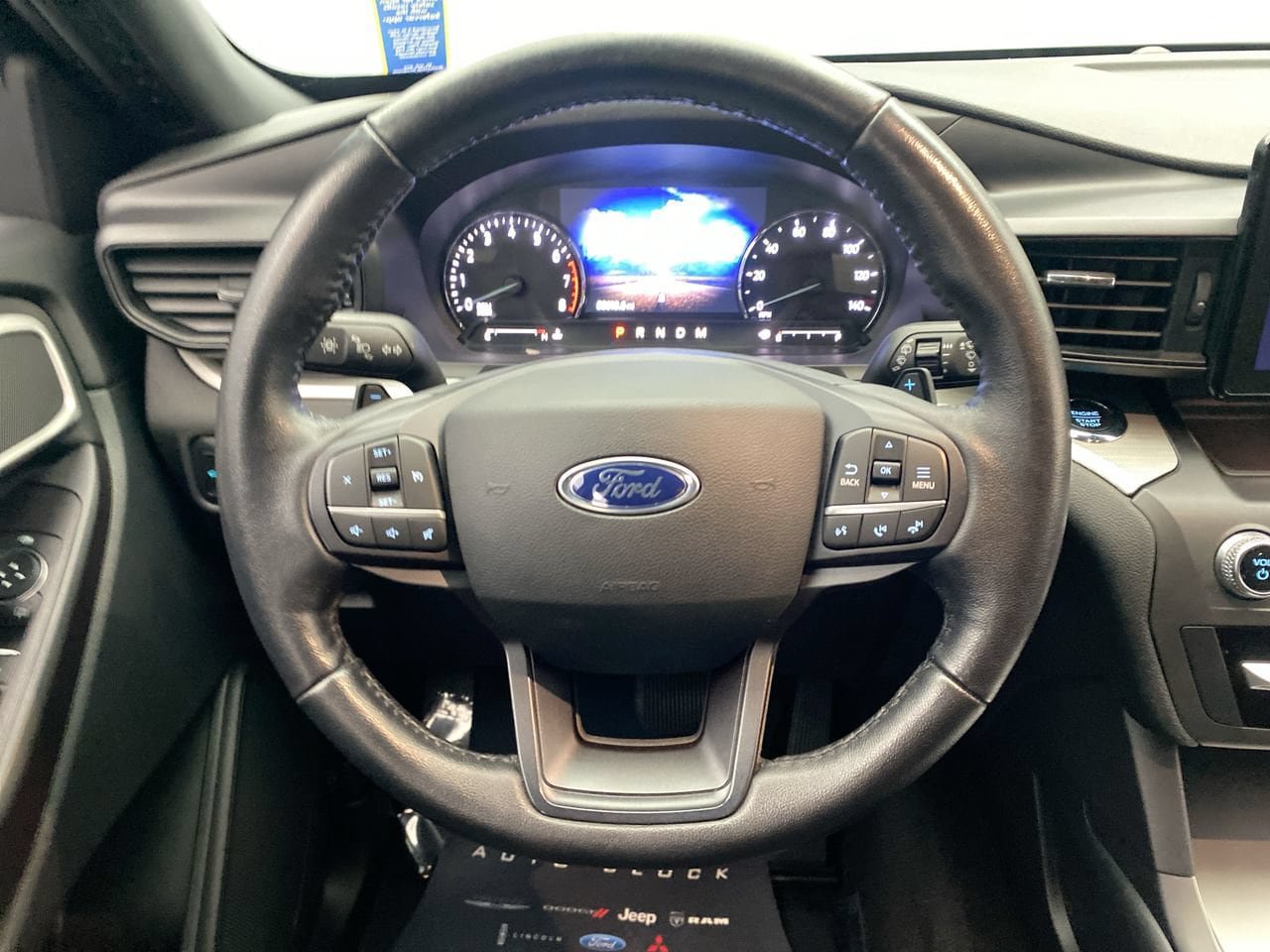 Used 2020 Ford Explorer XLT w/ Class III Trailer Tow Package AWD/4WD image 16