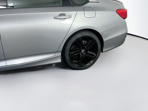 Used 2022 Honda Accord Sport image 28