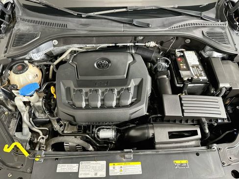 Used 2022 Volkswagen Passat 2.0T R-Line FWD image 31