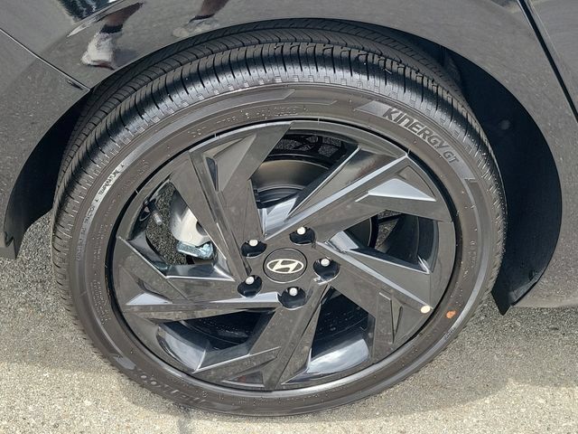 New 2026 Hyundai Elantra SEL Sport FWD image 28