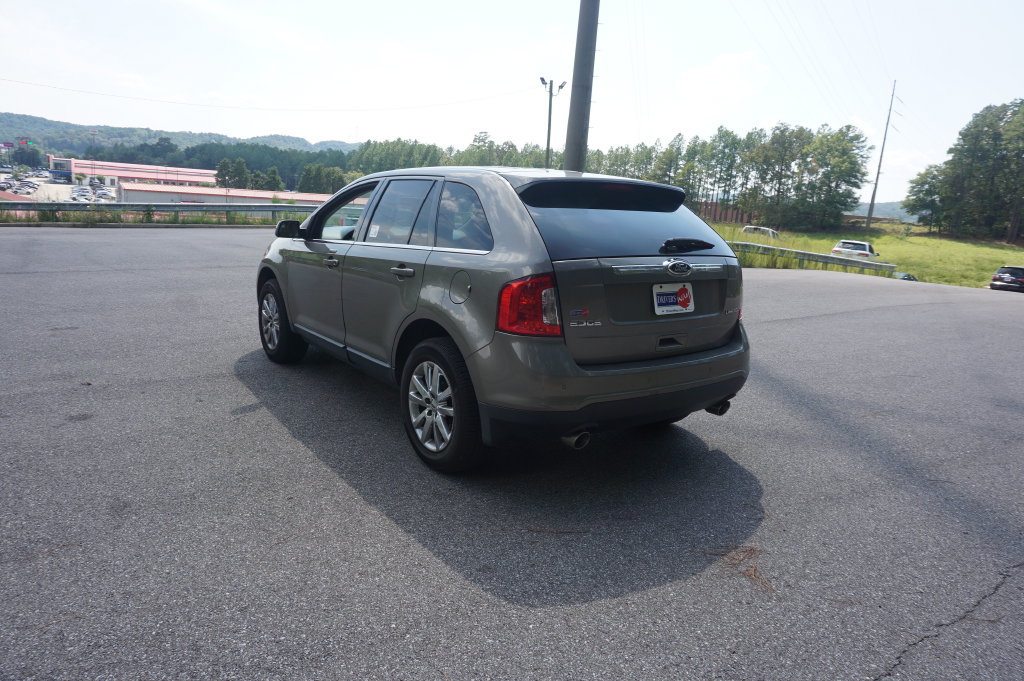 Used 2013 Ford Edge Limited FWD image 17