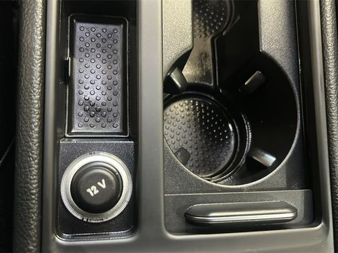 Used 2019 Volkswagen e-Golf SE w/ Driver Assistance Package image 22