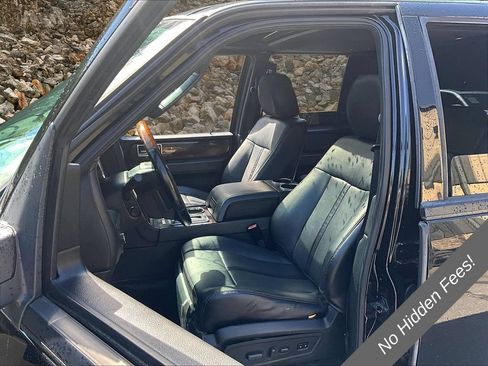 Used 2016 Lincoln Navigator L Reserve AWD/4WD image 20