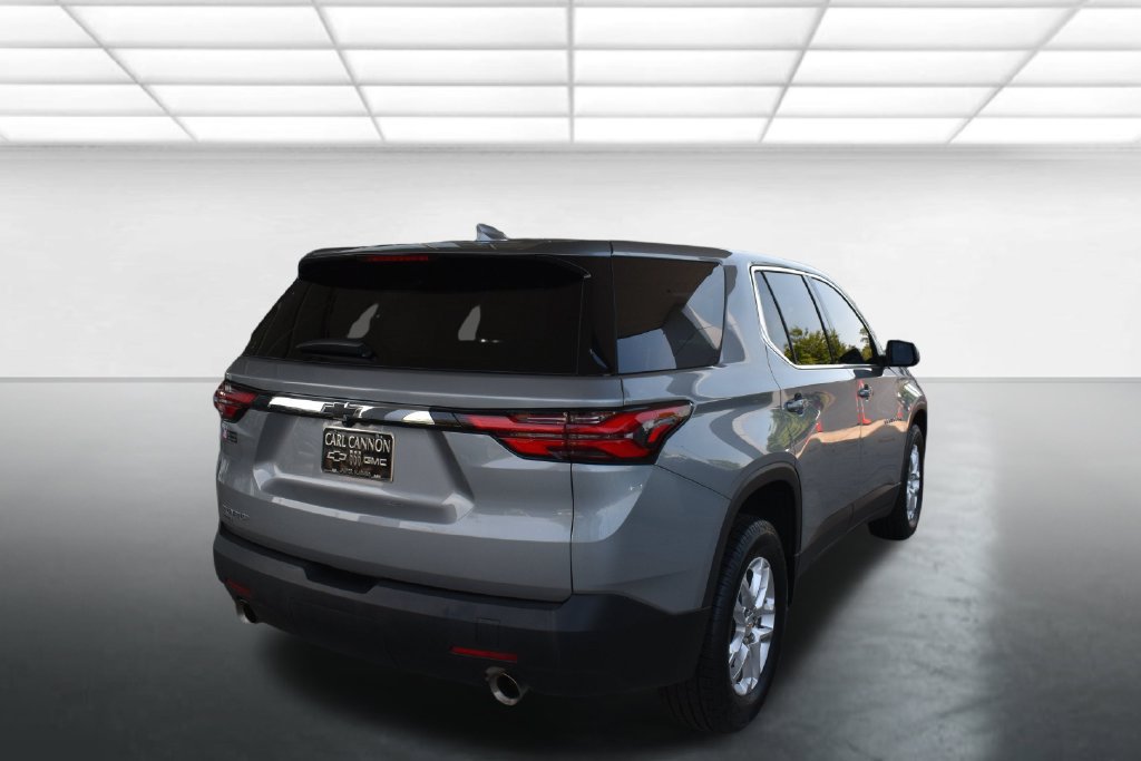 Used 2024 Chevrolet Traverse LS FWD image 8