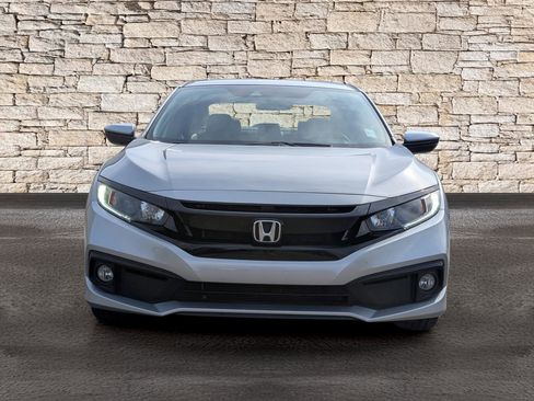 Used 2020 Honda Civic Sport image 2