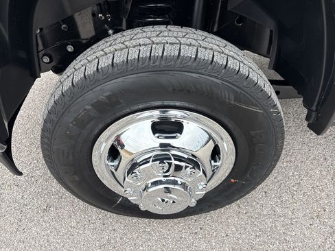 New 2026 RAM 3500 Tradesman w/ Chrome Appearance Group A image 31