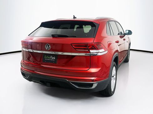 Used 2023 Volkswagen Atlas Cross Sport SE FWD image 9