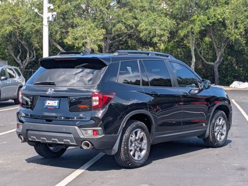 Used 2023 Honda Passport TrailSport image 5