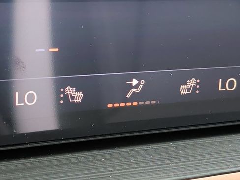 New 2026 Buick Envision Sport Touring AWD/4WD image 32