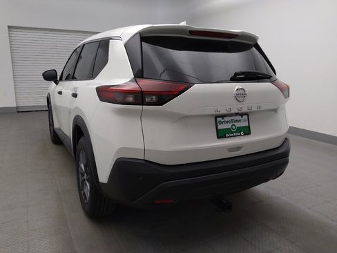Used 2021 Nissan Rogue S FWD image 6