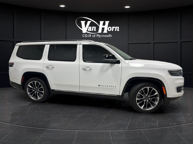 Used 2024 Jeep Wagoneer Series III w/ Premium Group I AWD/4WD image 8