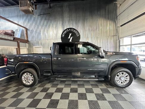 Used 2021 GMC Sierra 3500 Denali w/ Denali Ultimate Package image 7