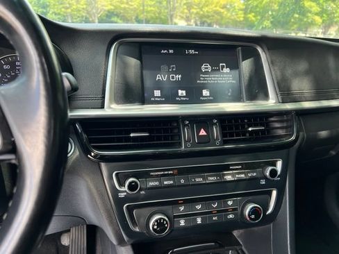 Used 2020 Kia Optima SE FWD image 36