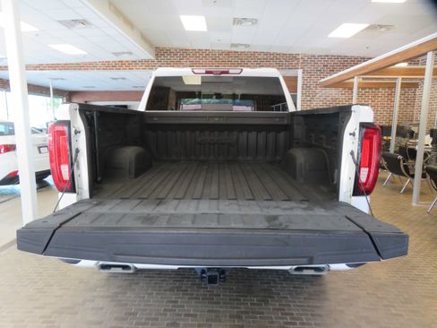 Used 2021 GMC Sierra 1500 AT4 w/ AT4 Value Package AWD/4WD image 66