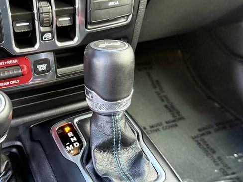 Used 2023 Jeep Wrangler Unlimited Rubicon 4xe image 20