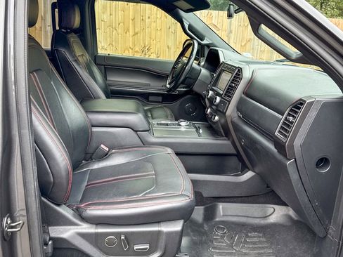 Used 2019 Ford Expedition Limited w/ Equipment Group 303A image 29