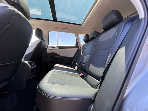 New 2025 Volkswagen Taos SE image 12