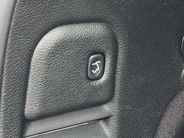 Used 2017 Jeep Grand Cherokee Limited AWD/4WD image 31