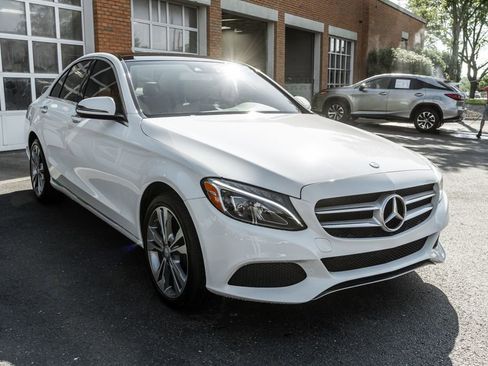Used 2017 Mercedes-Benz C 300 4MATIC Sedan image 5