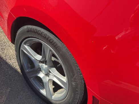 Used 2021 Chevrolet Camaro LT RWD image 9