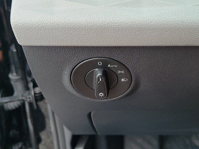 Certified 2024 Volkswagen Taos S FWD image 26