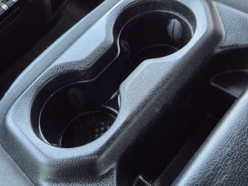 Used 2022 RAM 1500 Big Horn AWD/4WD image 16