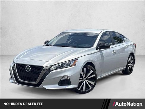 Used 2021 Nissan Altima 2.5 SR FWD image 1