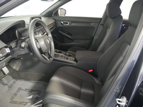 Used 2025 Honda Civic Sport image 15