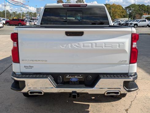 Used 2022 Chevrolet Silverado 1500 LTZ image 7