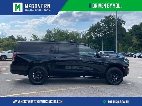 Used 2023 Chevrolet Suburban Z71 AWD/4WD image 6