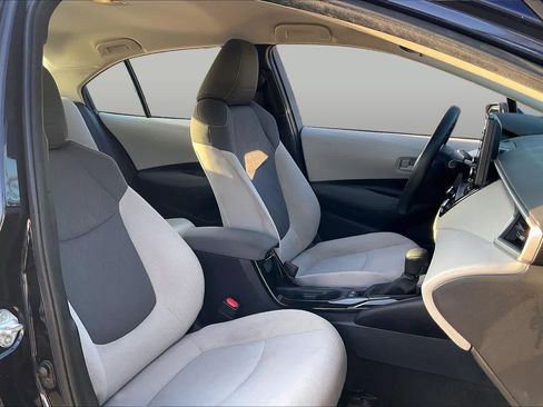 Used 2022 Toyota Corolla LE FWD image 8