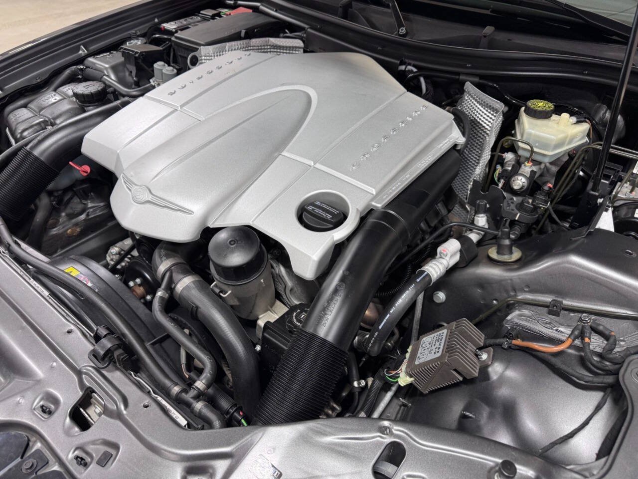 Used 2005 Chrysler Crossfire Limited RWD image 33