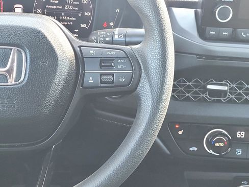 Used 2022 Honda Accord Sport image 27