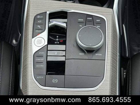 Used 2025 BMW 330i Sedan image 38