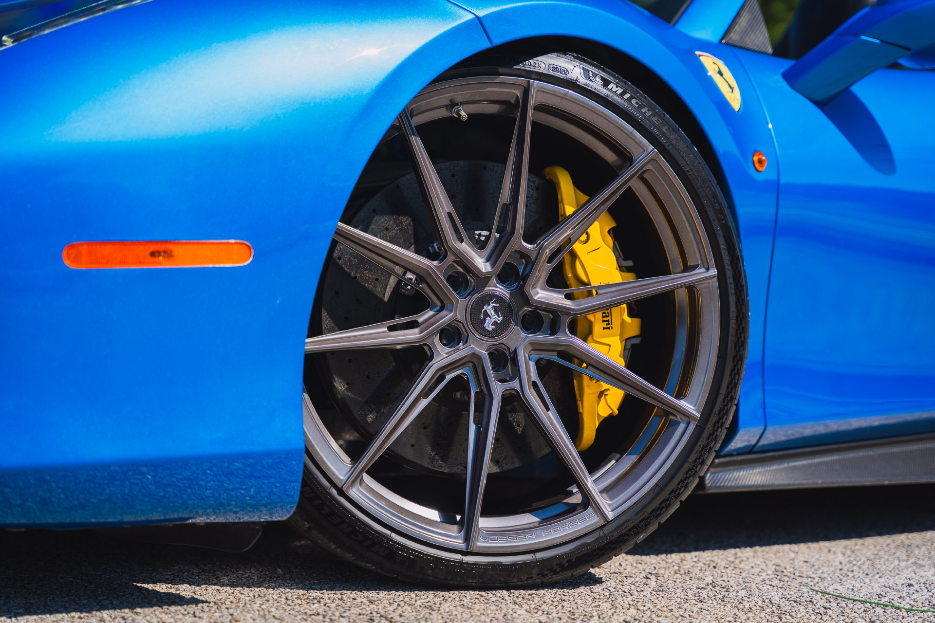 Used 2017 Ferrari 488 Spider RWD image 8