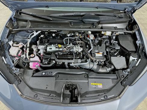 Used 2024 Toyota Prius LE image 32