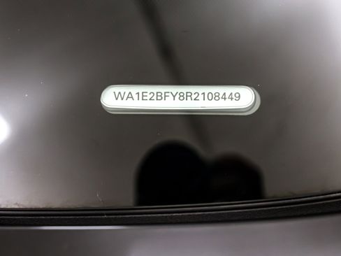 Used 2024 Audi Q5 e Premium Plus image 24