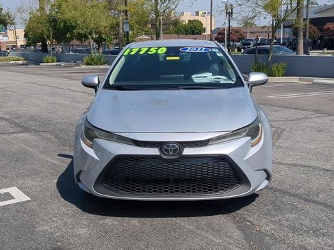 Used 2021 Toyota Corolla LE FWD image 10