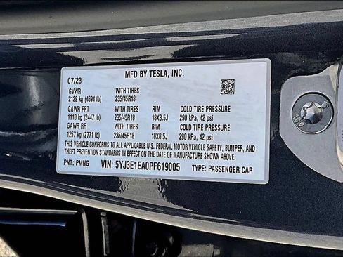 Used 2023 Tesla Model 3 Standard Range RWD image 18