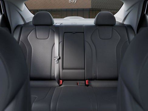 New 2025 Hyundai Elantra Limited image 12